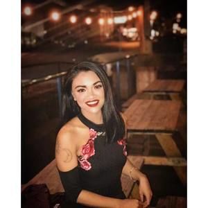 Meet your Posher, Janelle