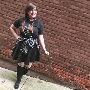 Meet your Posher, Em