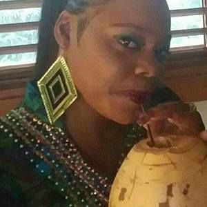 Meet your Posher, Melaine