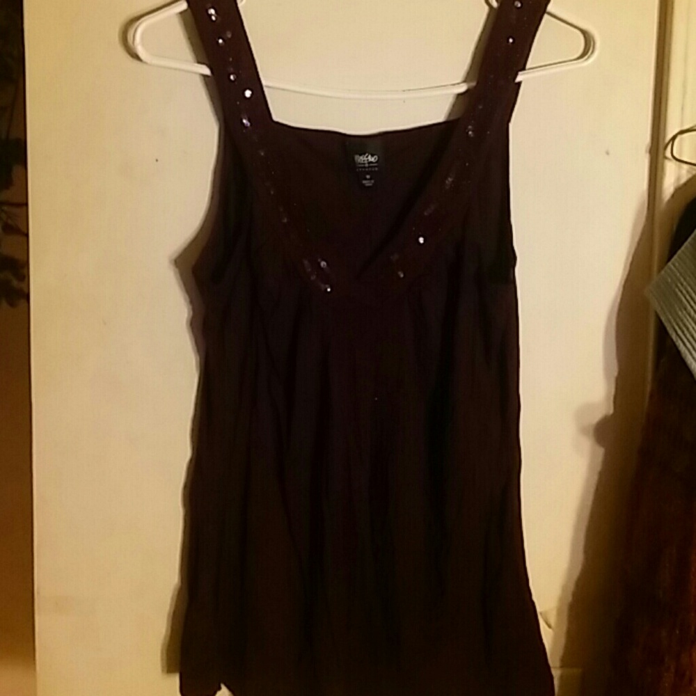 Sz med top by Mossimo Stretch