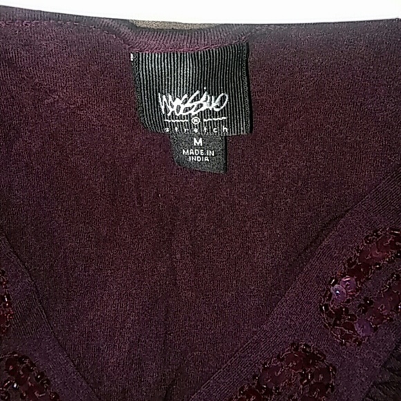 Sz med top by Mossimo Stretch - Picture 2 of 3