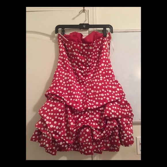 Strapless prom dress - Picture 2 of 2