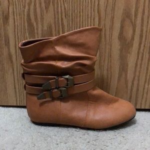 Light brown boots