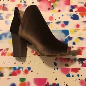 **SALE** Steve Madden Booties open toe shoes NWT