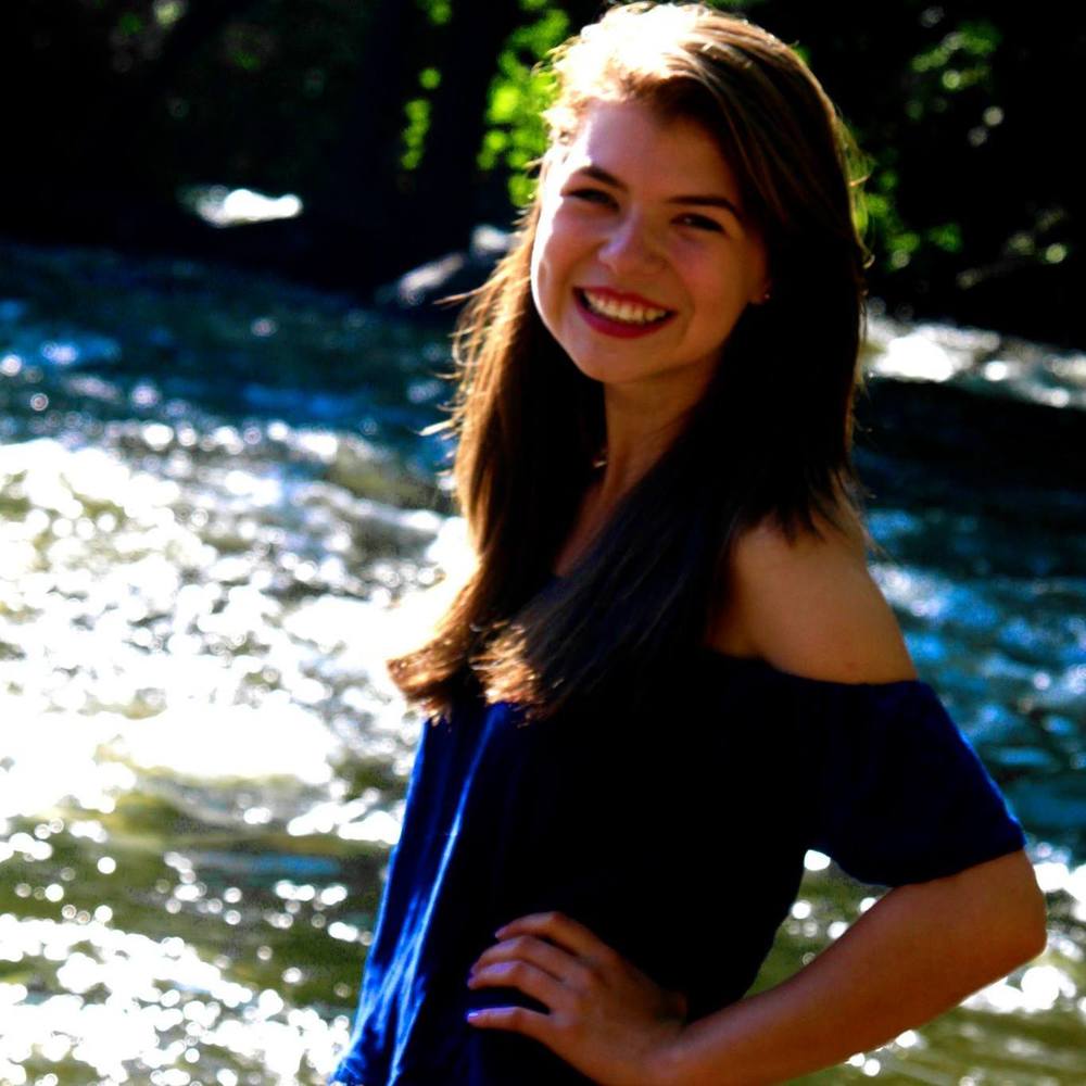 Meet your Posher, Gabriella