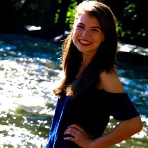 Meet your Posher, Gabriella