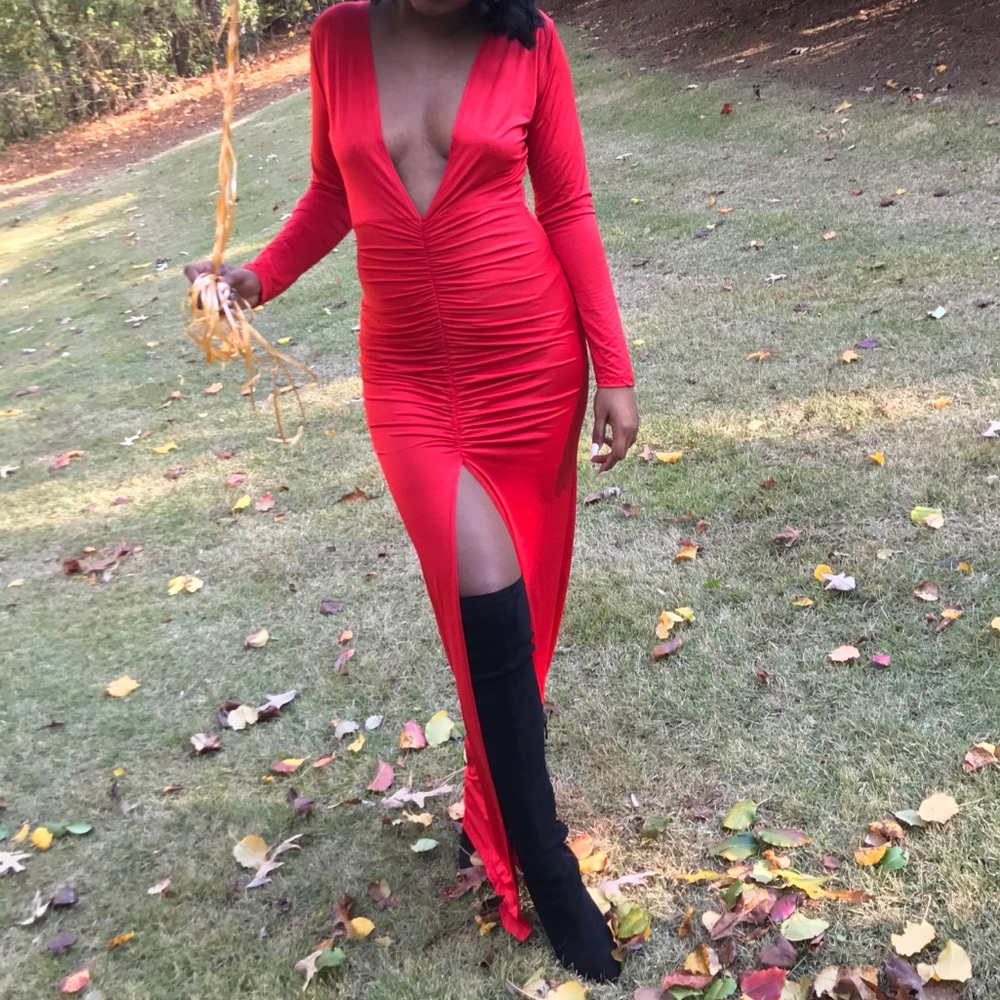 Long sleeve red maxi
