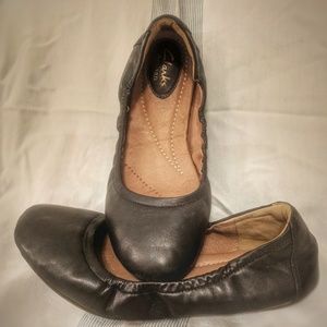 Clarks Grayson Erica Black Leather Flats
