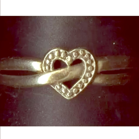 10k yellow gold heart ring