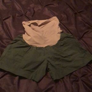 Maternity shorts