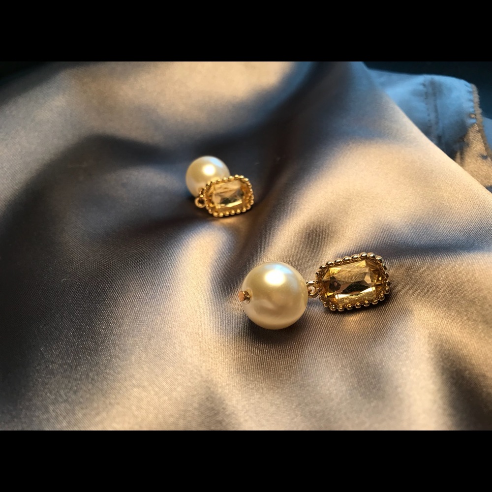 Fashion earrings