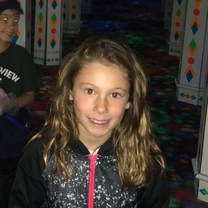 Meet your Posher, Casey