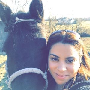 Meet your Posher, Lorena