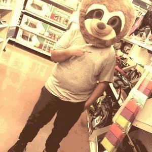 Meet your Posher, Ernest