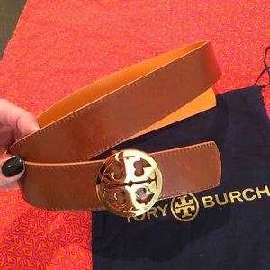 Tory Burch Reversible Leather Belt w Logo Buckle
