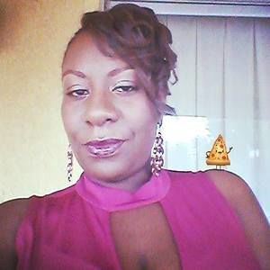 Meet your Posher, Lesley