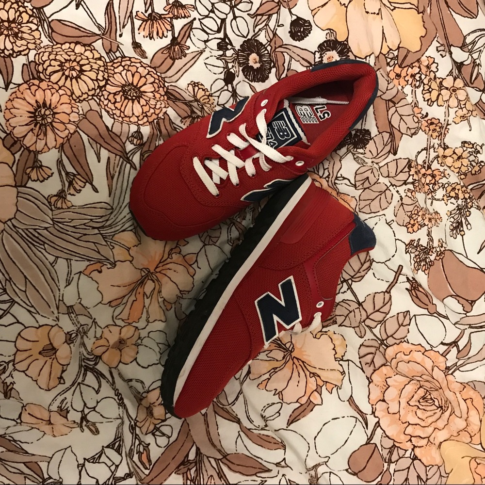 RED WHITE AND BLUE NEW BALANCE