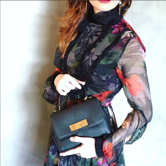 Michael Kors Callie Mini Crossbody - Picture 4 of 7