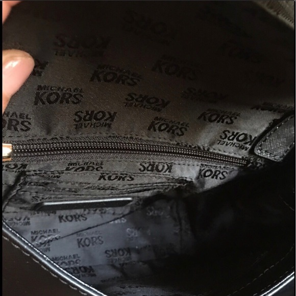 Michael Kors Callie Mini Crossbody - Picture 5 of 7