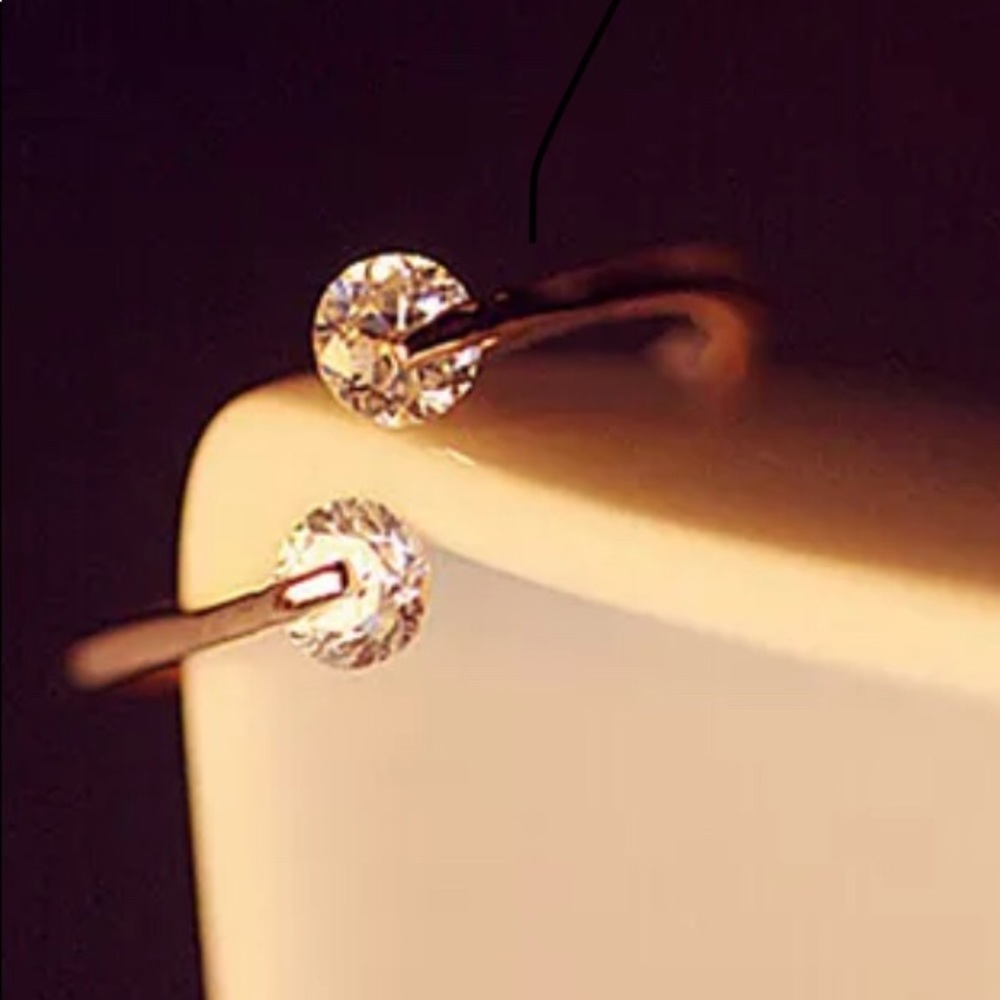 Rose Gold Plated Adjustable Crystal Ring - Picture 2 of 3