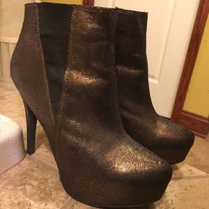 Coppery/Shimmer Iridescent Booties