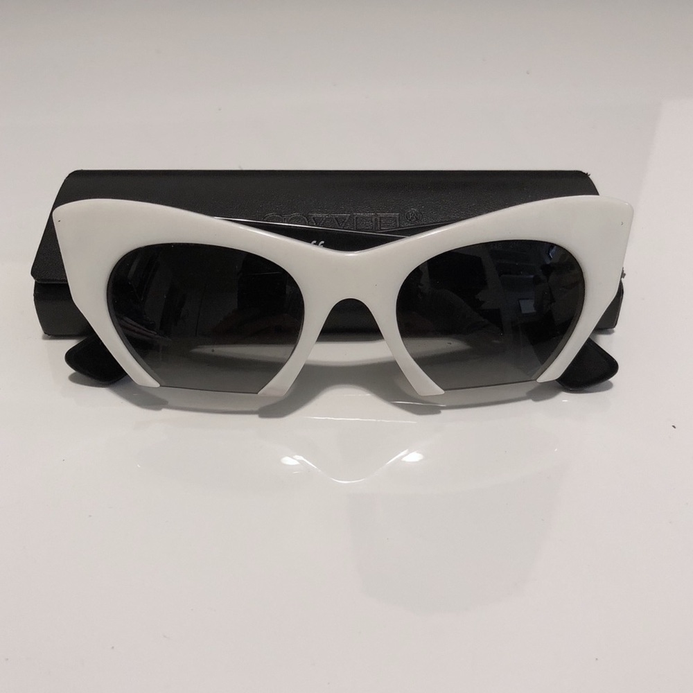 ✨FLASH SALE✨ Miu Miu sunglasses