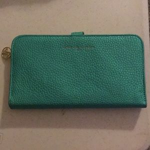 Adrienne Vittadini Wallet