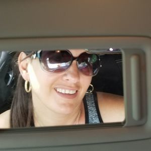 Meet your Posher, Leodalys