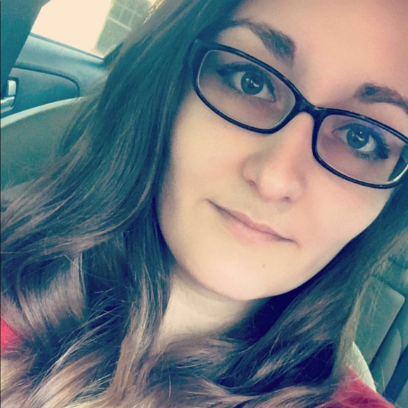 Meet the Posher - Picture 2 of 2