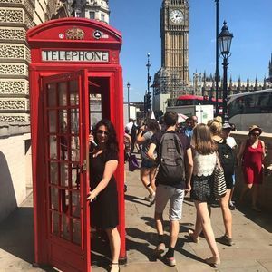 Meet your Posher, Stephanie