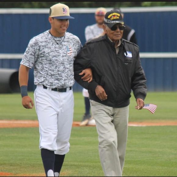 Meet your Posher, Chris - Picture 1 of 1