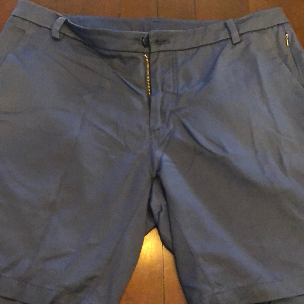 Lululemon Commisshion Short 9” inseam size 38