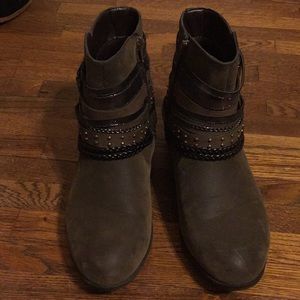 Pierre Dumas booties