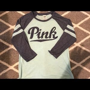 Victoria’s Secret PINK Tee size L!
