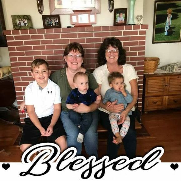 Meet your Posher, Denise - Picture 1 of 1