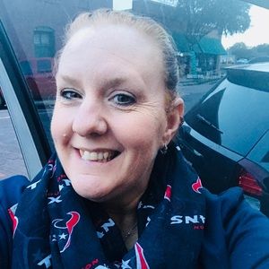 Meet your Posher, Lisa