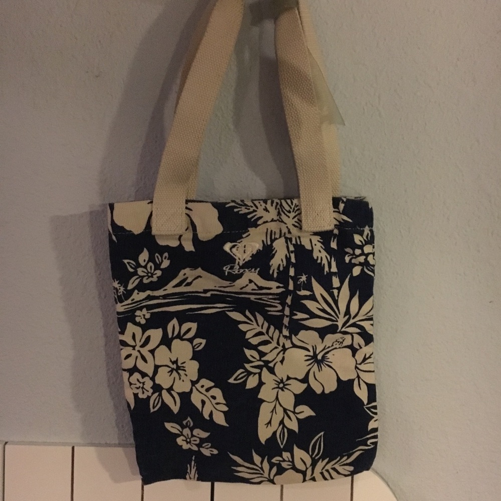 Roxy Bag