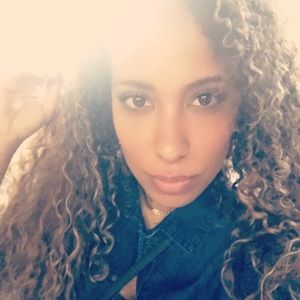 Meet your Posher, Kara