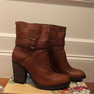Steve Madden boot