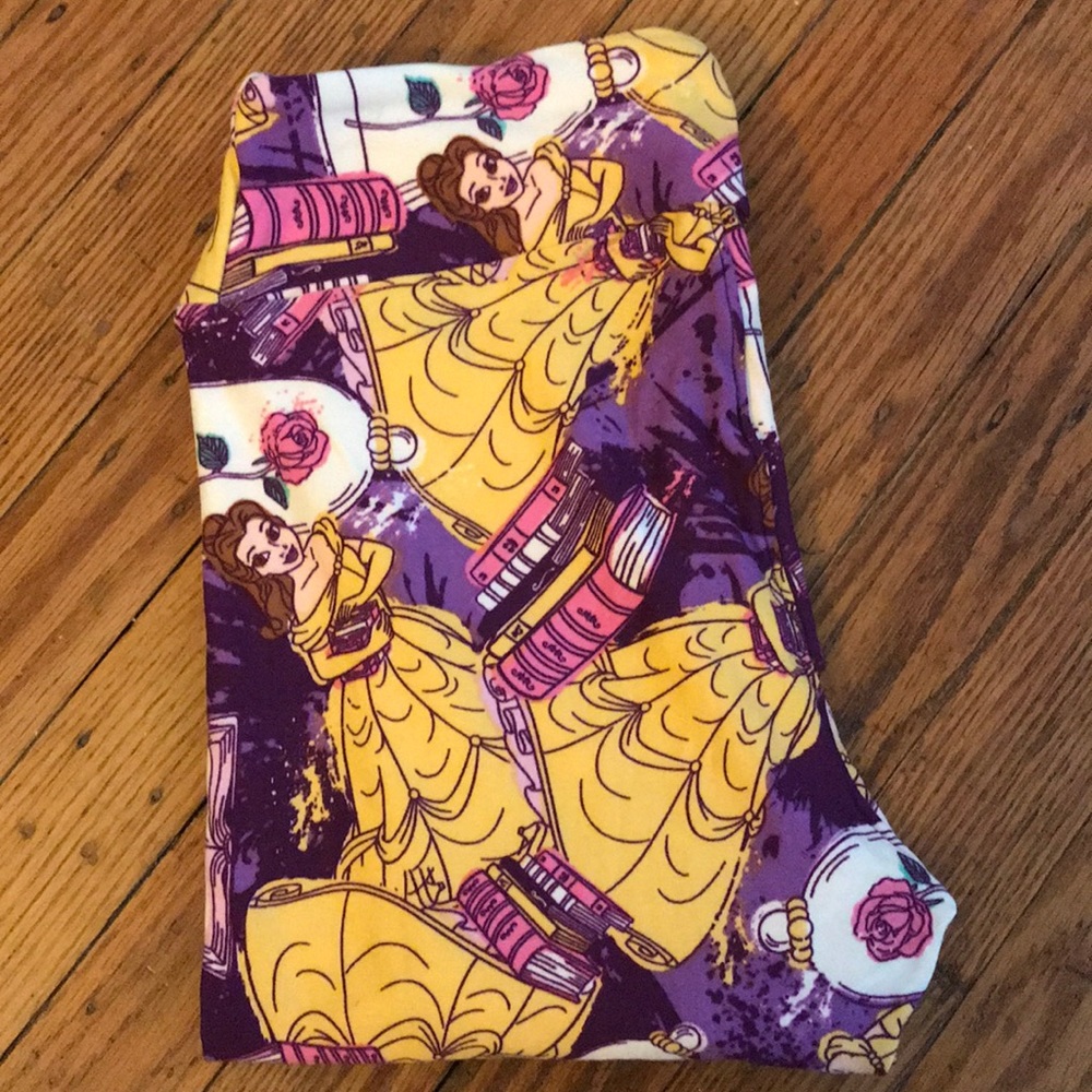 LuLaRoe Disney OS Belle 💜 Major Unicorn