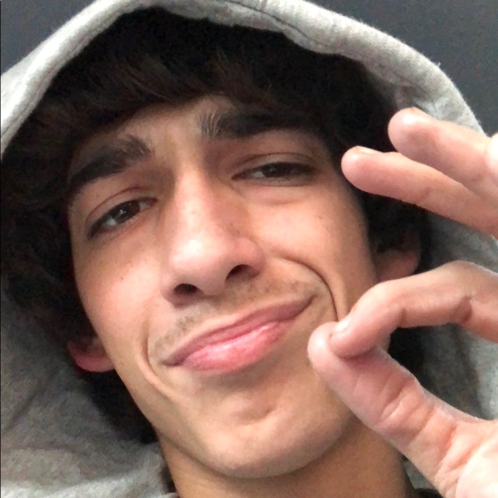 Meet your Posher, Hunter