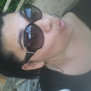 Meet your Posher, Edith