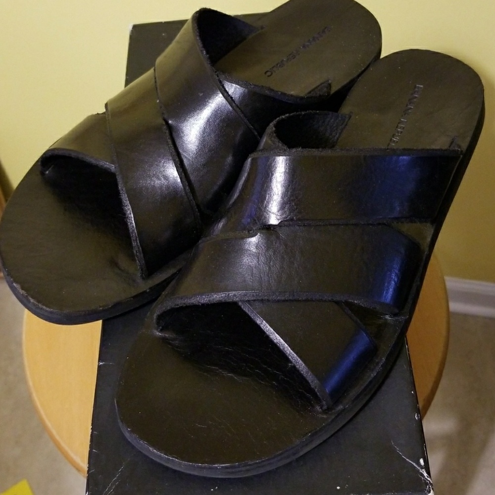 Men leather sandals (great  condition)