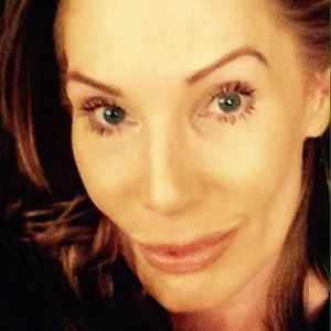 Meet your Posher, Melissa jane