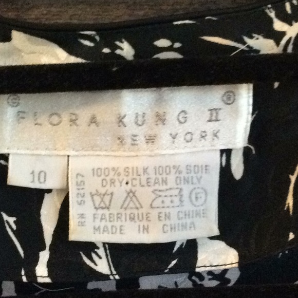 *vintage* Flora Kung Silk wrap dress - Picture 8 of 8