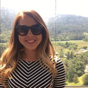 Meet your Posher, Renee