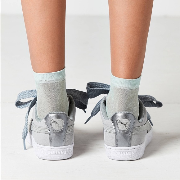 ❗️SALE❗️⭐️PUMA Basket Heart Metallic Safari⭐️ - Picture 3 of 7