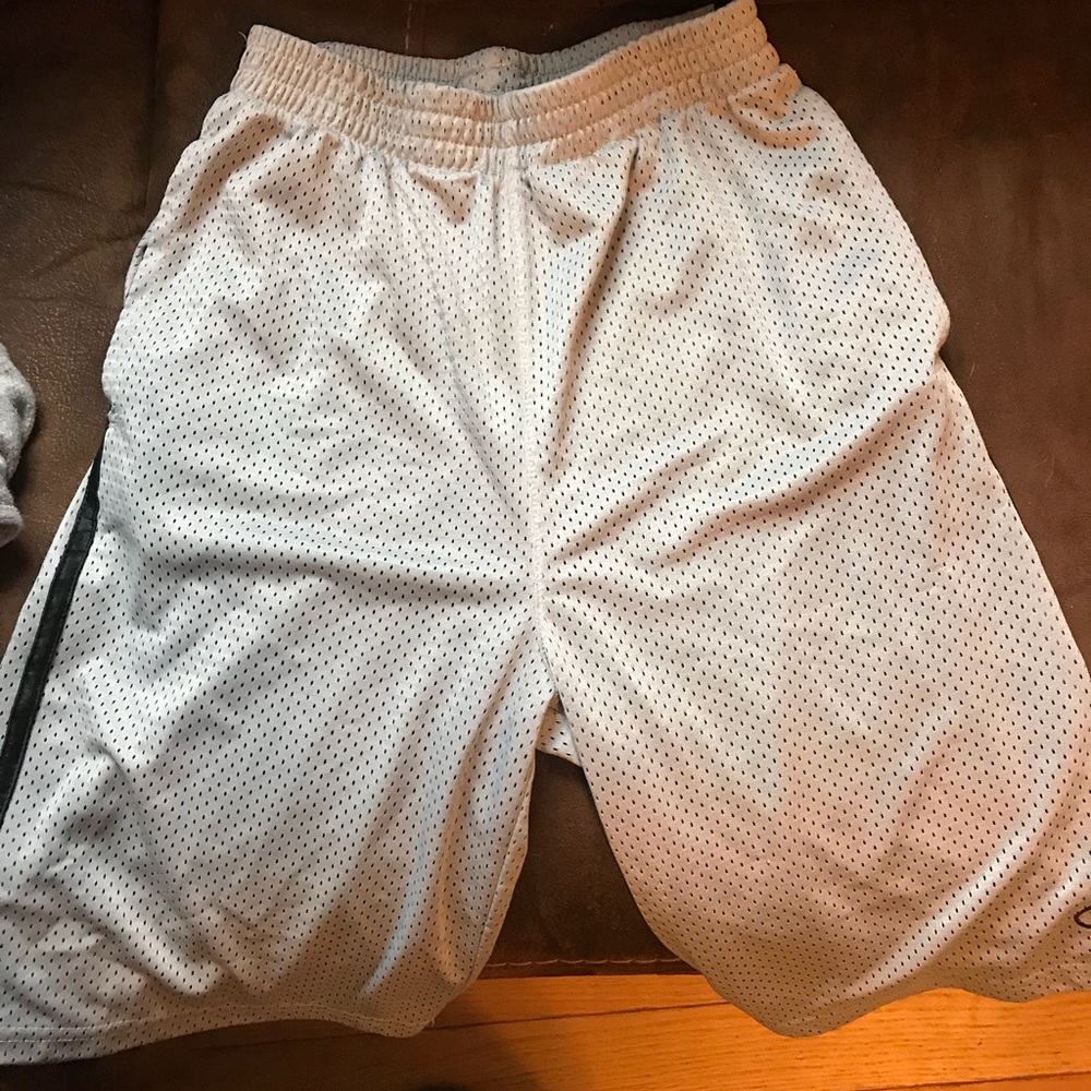 Boys Xl Champion basketball shorts