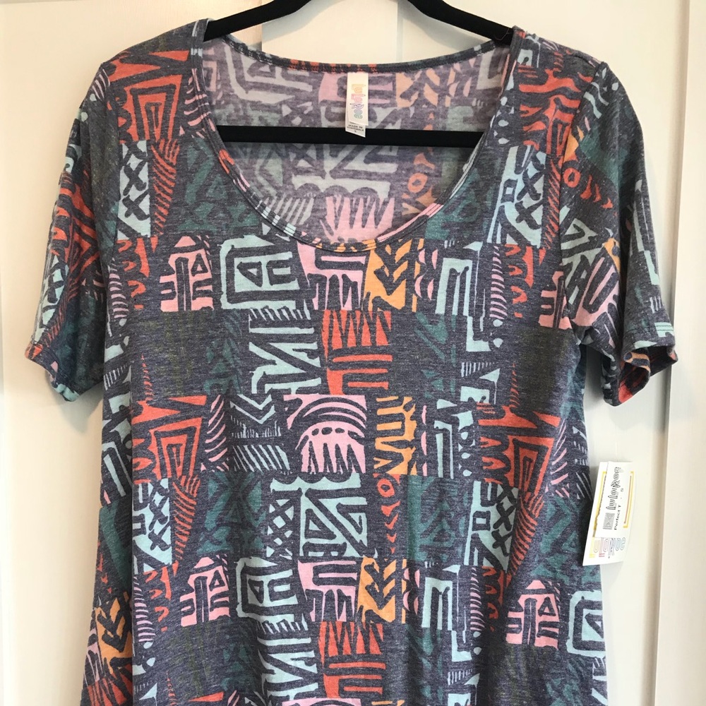 NWT LuLaRoe Perfect T, Size Small