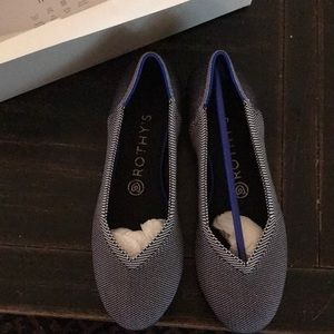 New with box Rothys flannel grey herringbone